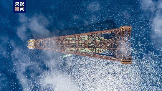 耀世注册：亚洲第一深水导管架“海基二号”开始安装 就位过程预计3天